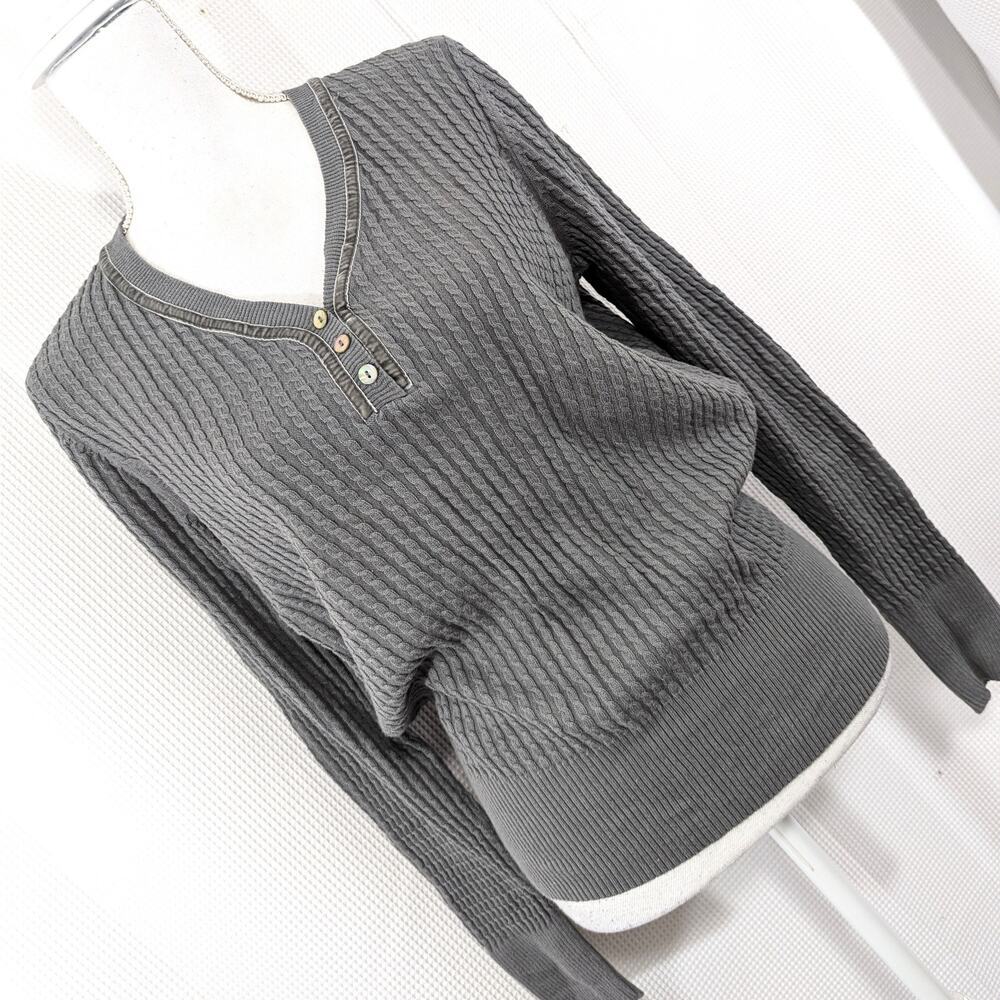 PECK & PECK! "WEATHERED" GRAY W/WHITE, MOTHER OF PEARL BUTTON SWEATER! SZ XL